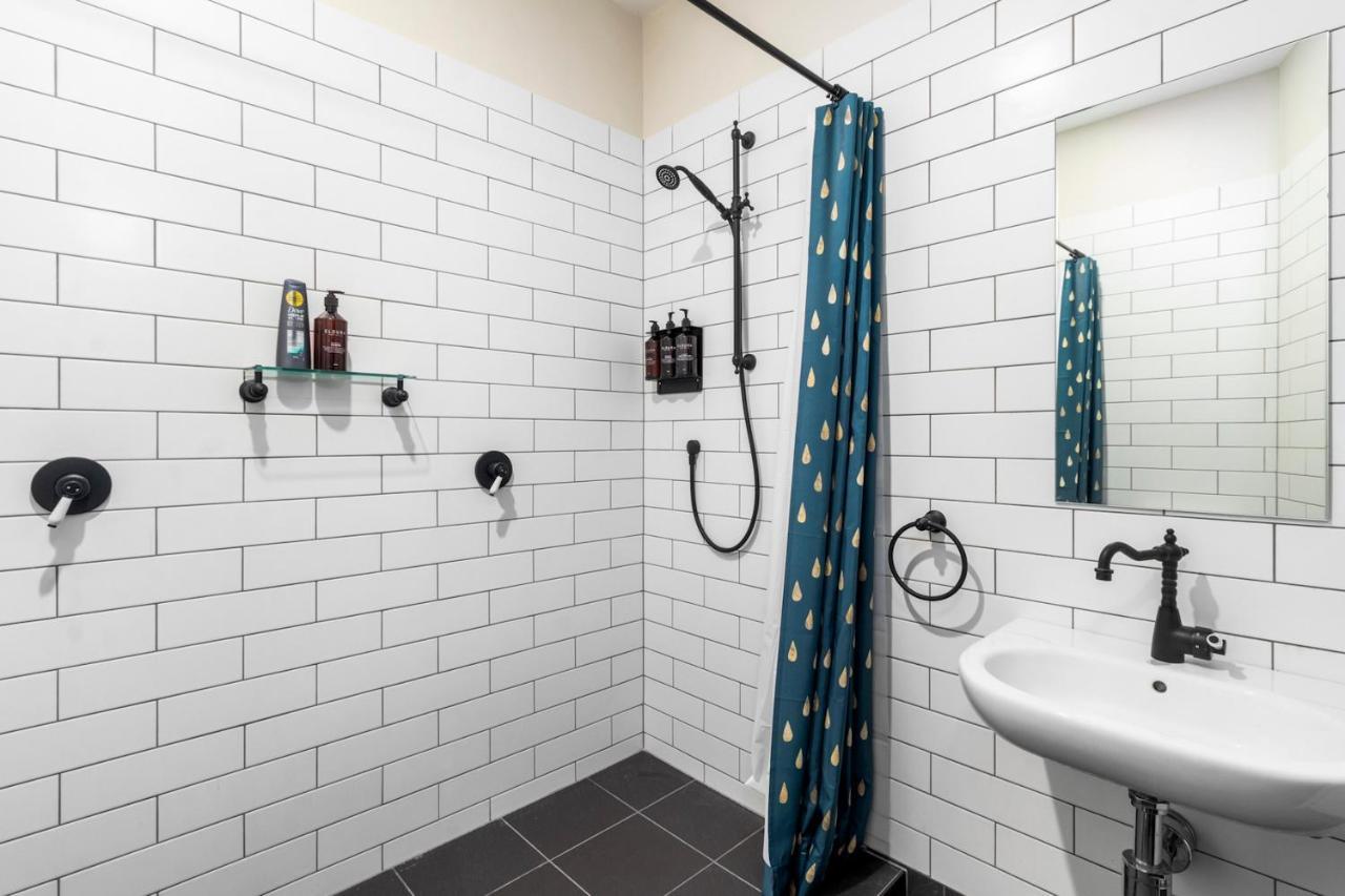Hotel Queanbeyan Canberra Buitenkant foto