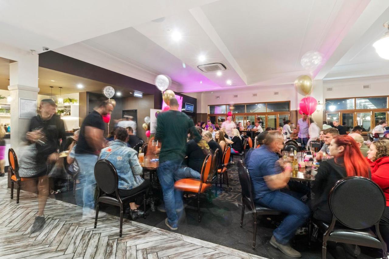 Hotel Queanbeyan Canberra Buitenkant foto